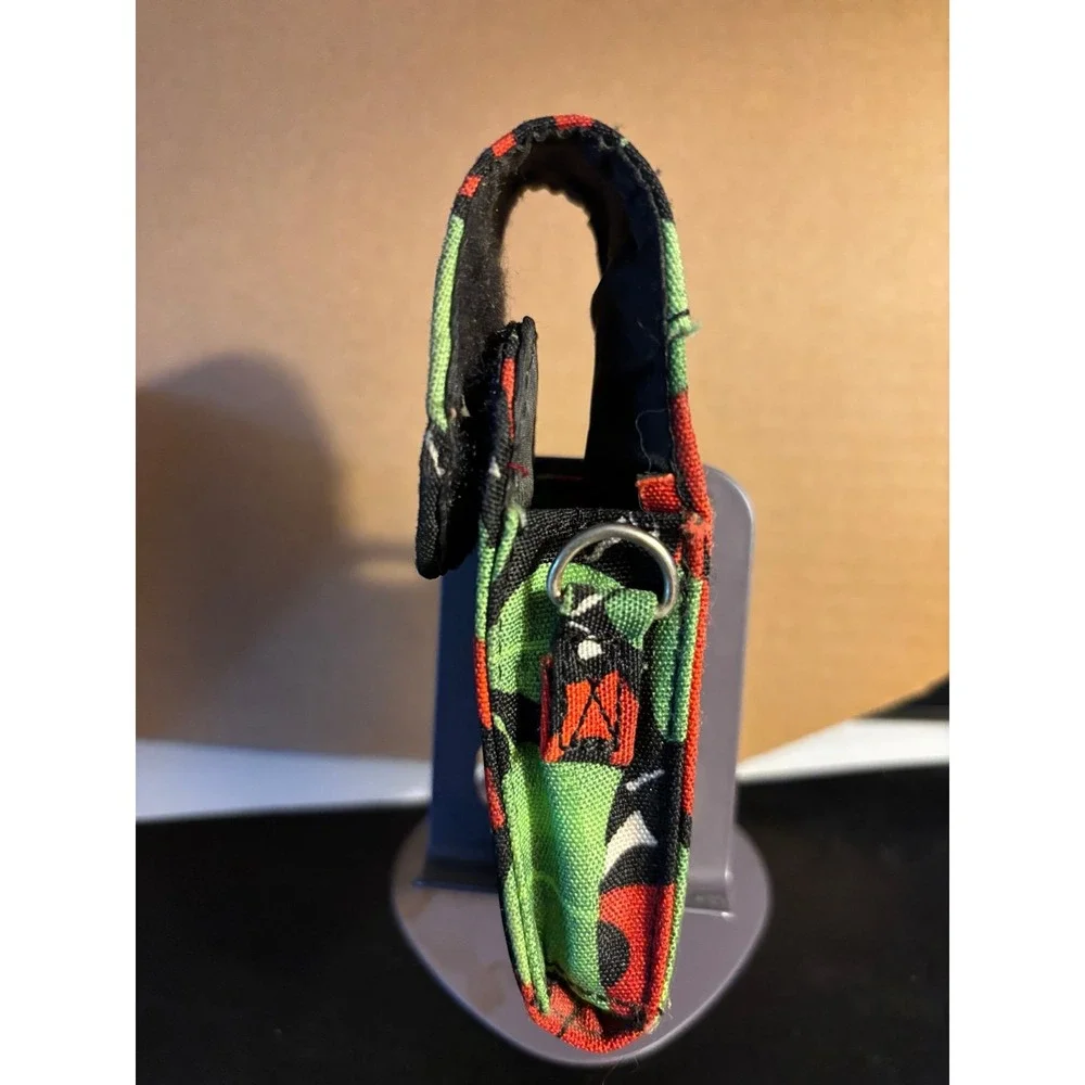 N/A keychain ear